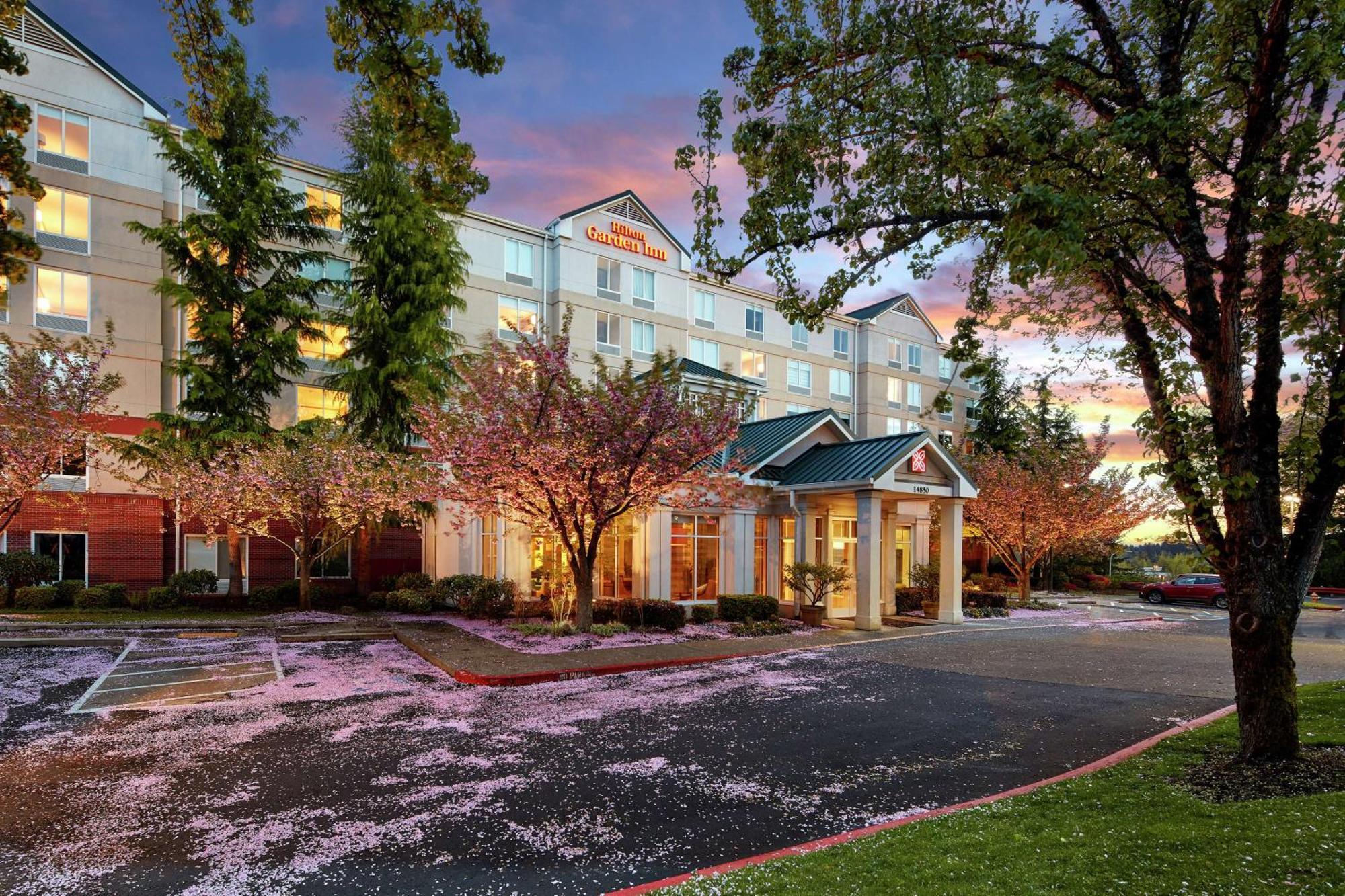 Hilton Garden Inn Portland Lake Oswego Exteriér fotografie