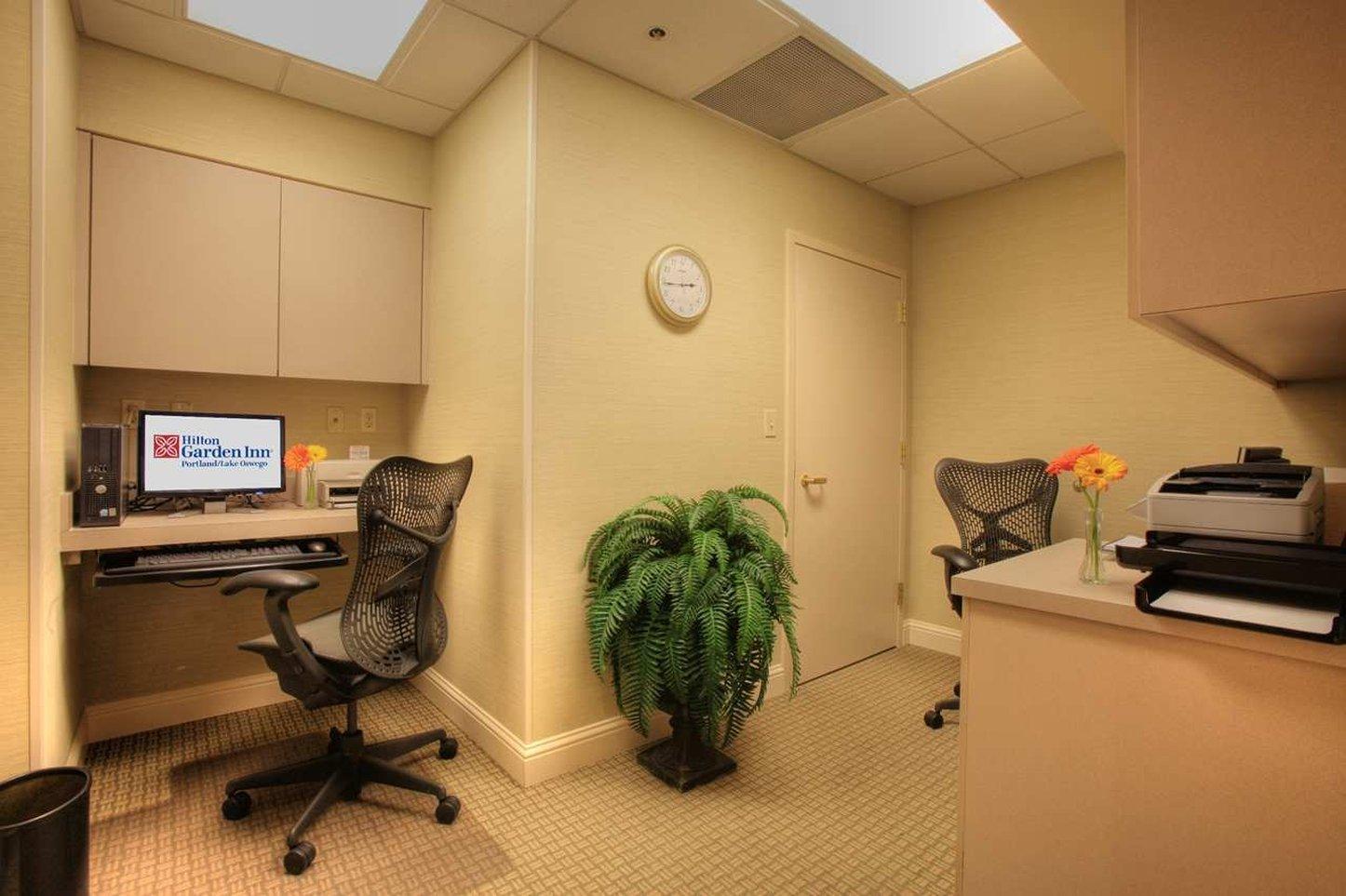 Hilton Garden Inn Portland Lake Oswego Exteriér fotografie