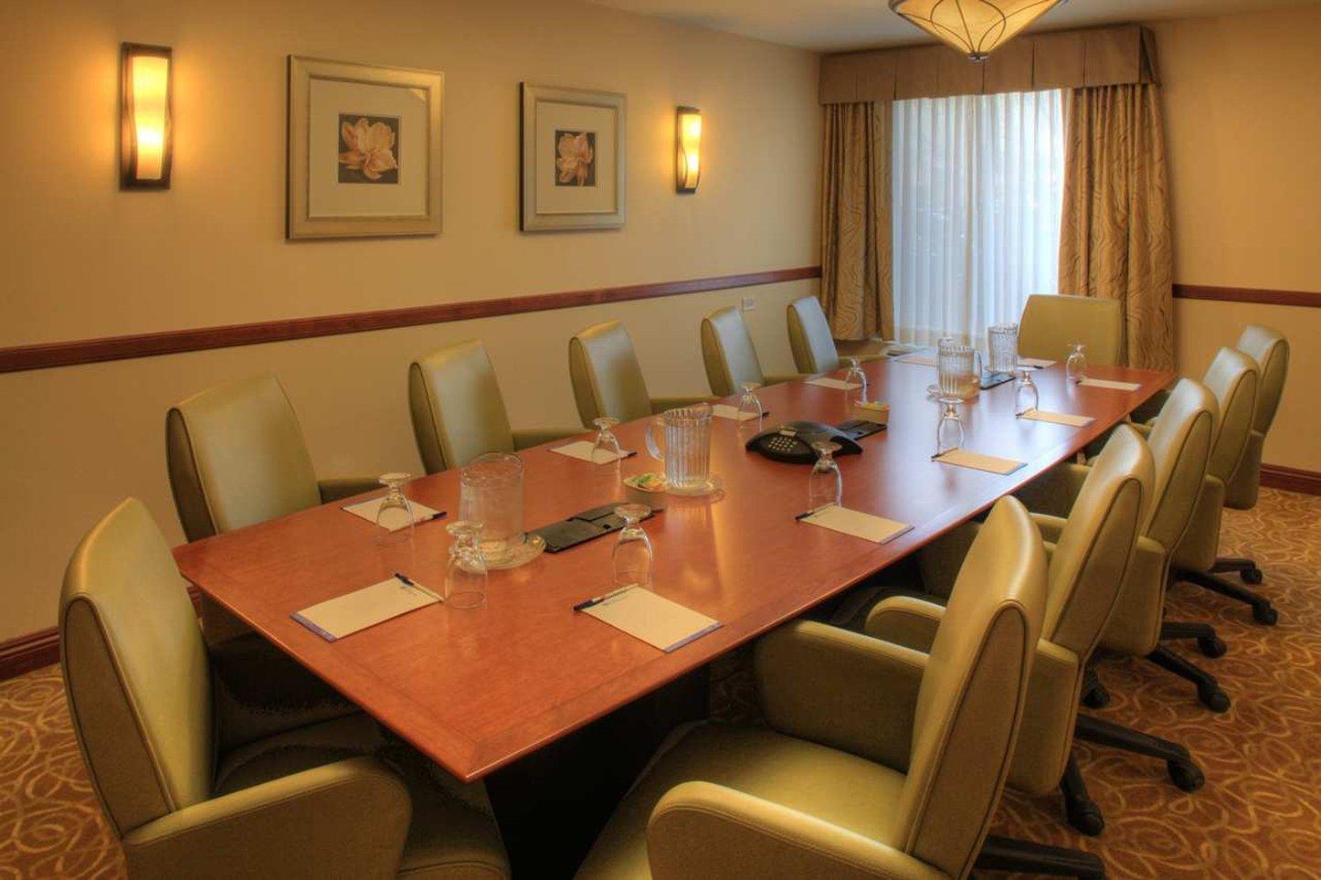 Hilton Garden Inn Portland Lake Oswego Exteriér fotografie
