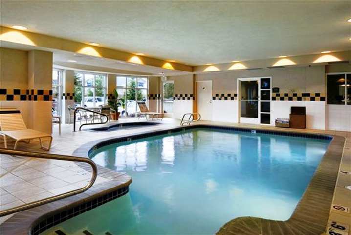 Hilton Garden Inn Portland Lake Oswego Exteriér fotografie