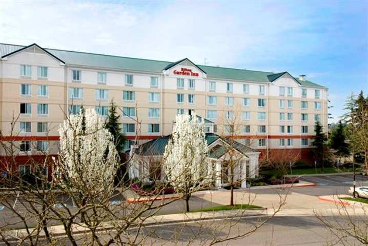 Hilton Garden Inn Portland Lake Oswego Exteriér fotografie